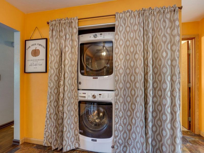 120 Windmere Drive , Troy, OH 45373 Photo 13