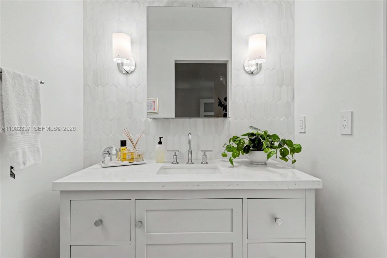 1201 River Reach Dr , Unit 102, Fort Lauderdale, FL 33315 Photo