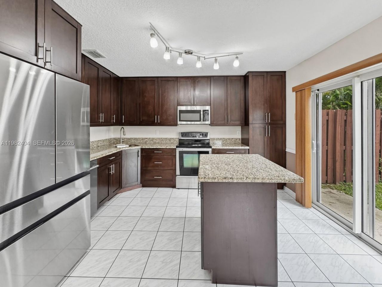 2640 Rampart Way N, Cooper City, FL 33026 Photo