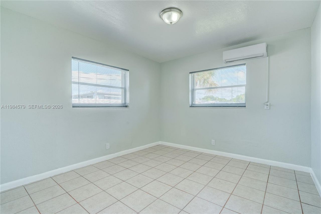 201 SW 9th Ave , Unit 1-3, Hallandale Beach, FL 33009 Photo