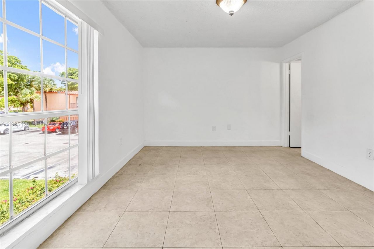 7201 Miami Lakes Dr, Unit B14, Miami Lakes, FL 33014 Photo