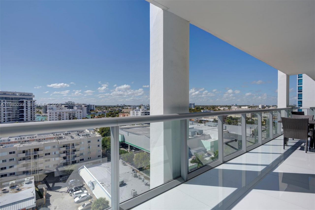 6799 Collins Ave , Unit 906, Miami Beach, FL 33141 Photo