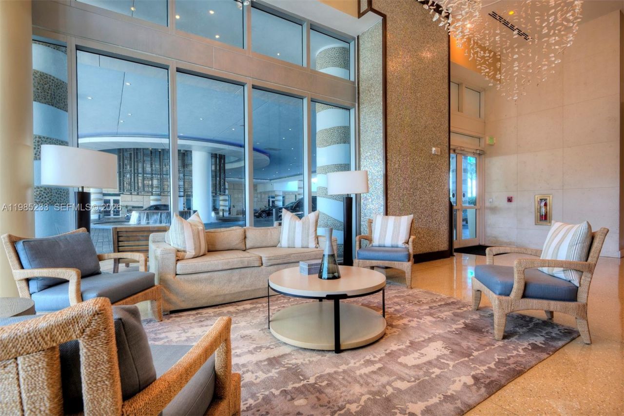 6799 Collins Ave , Unit 906, Miami Beach, FL 33141 Photo