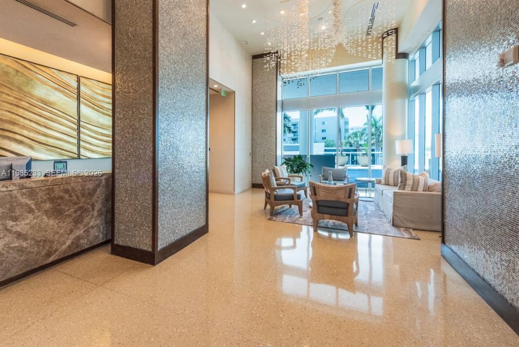 6799 Collins Ave , Unit 906, Miami Beach, FL 33141 Photo