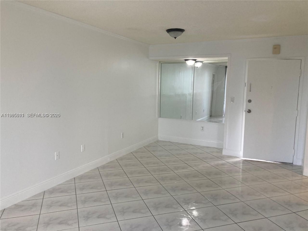 8321 NW 7th St, Unit 1-307, Miami, FL 33126 Photo