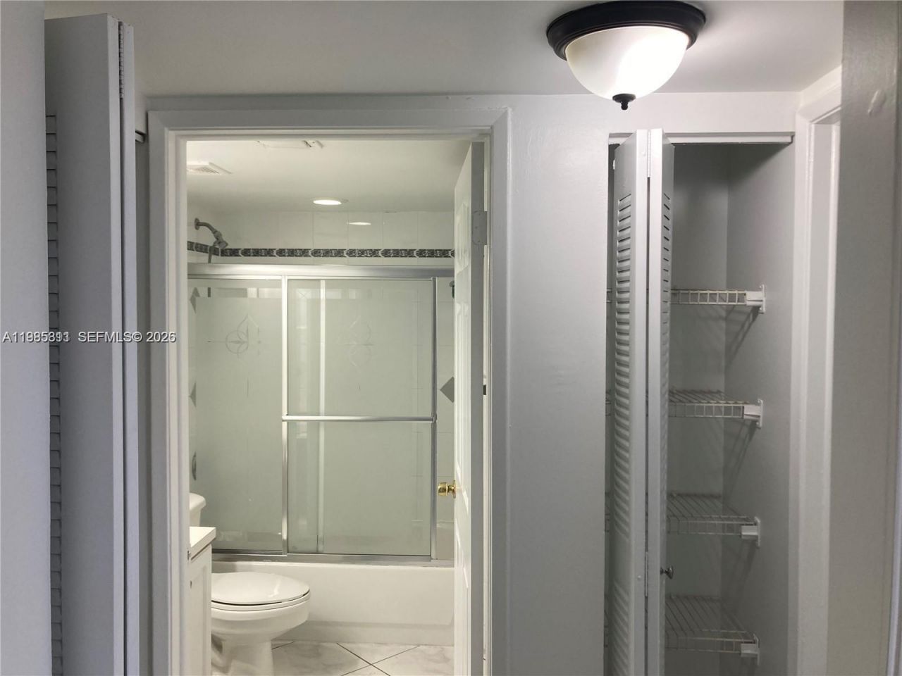 8321 NW 7th St, Unit 1-307, Miami, FL 33126 Photo