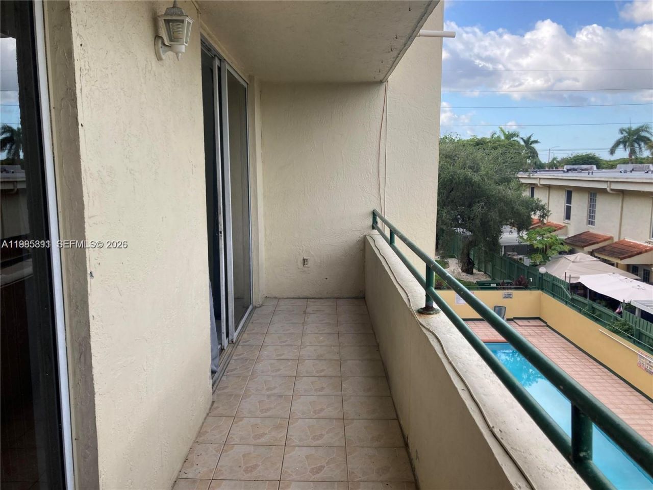 8321 NW 7th St, Unit 1-307, Miami, FL 33126 Photo