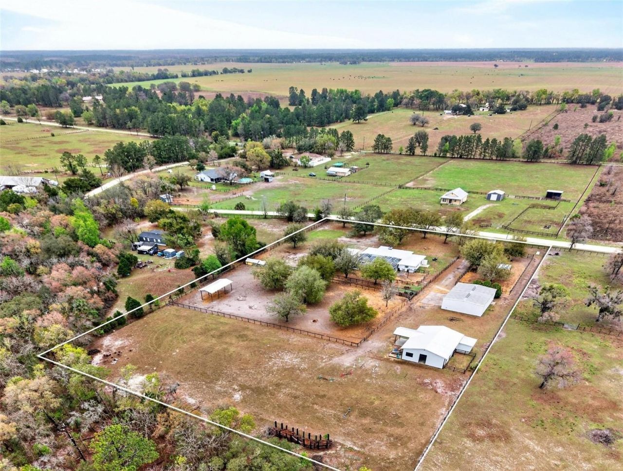 12650 SE 98th Lane, Dunnellon, FL 34431 Photo