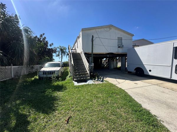 6604 SALTWATER BOULEVARD , HUDSON, FL 34667