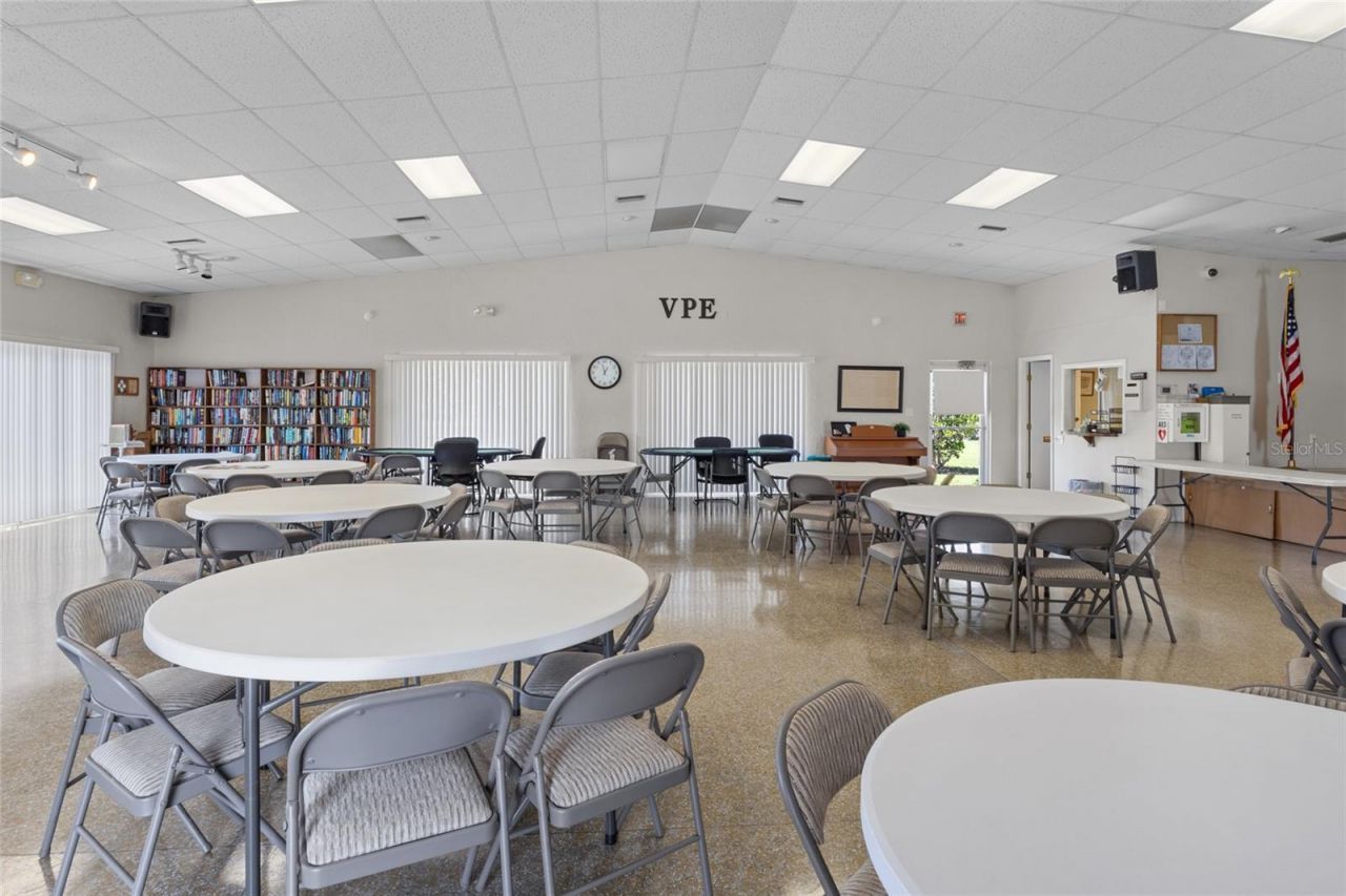 2282 Piazza Drive, Unit 117, Sarasota, FL 34238 Photo