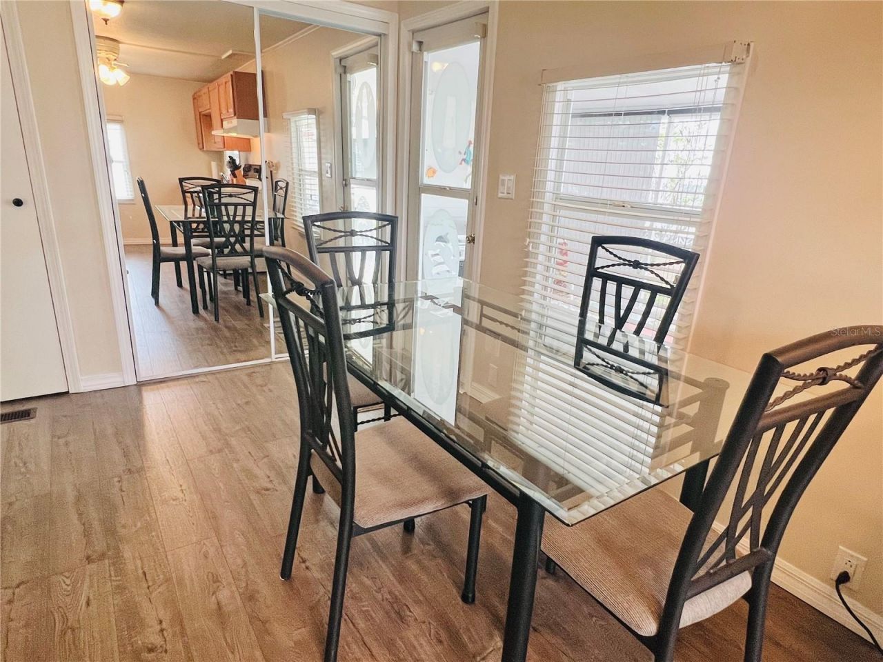 2282 Piazza Drive, Unit 117, Sarasota, FL 34238 Photo