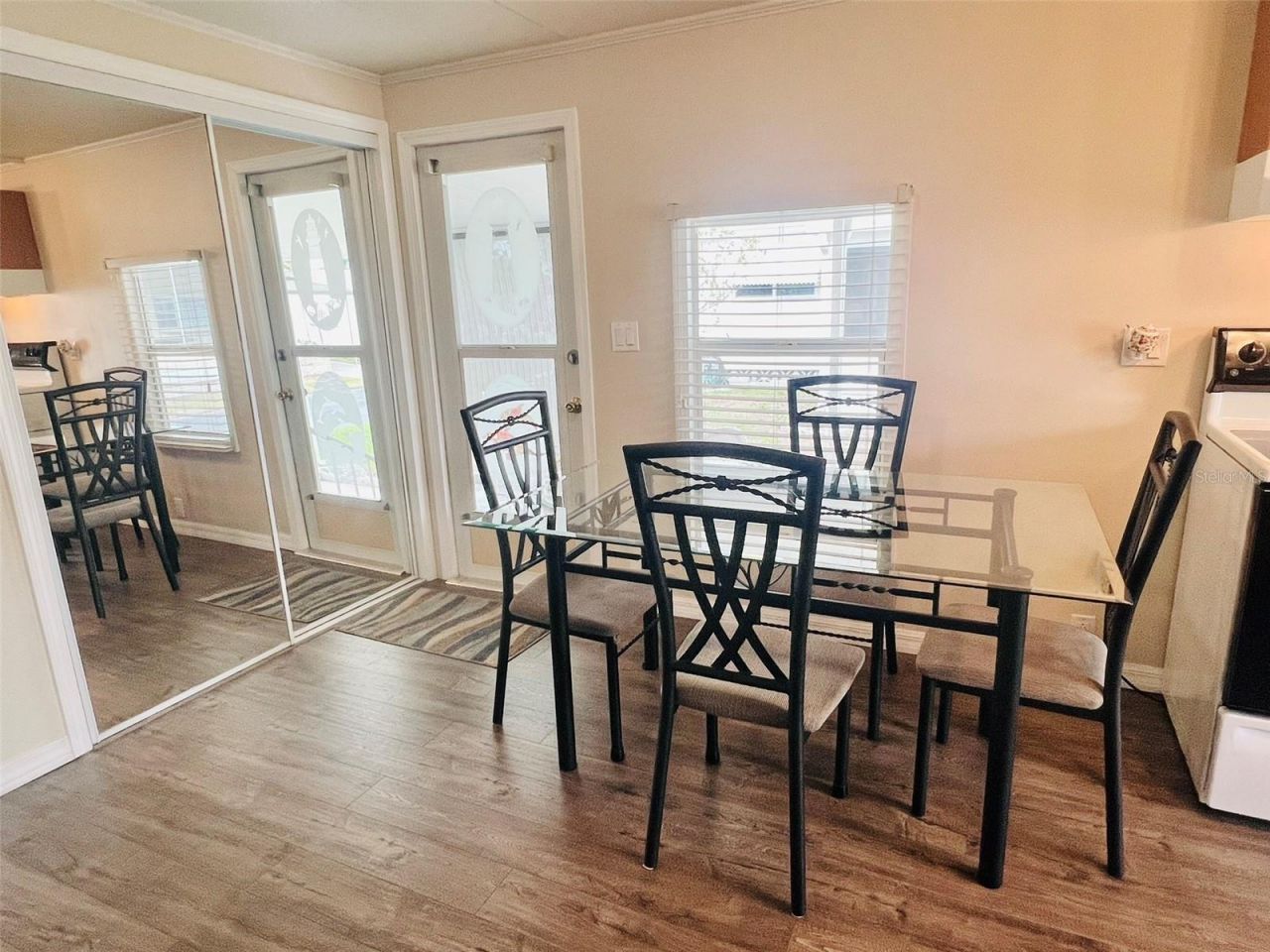 2282 Piazza Drive, Unit 117, Sarasota, FL 34238 Photo