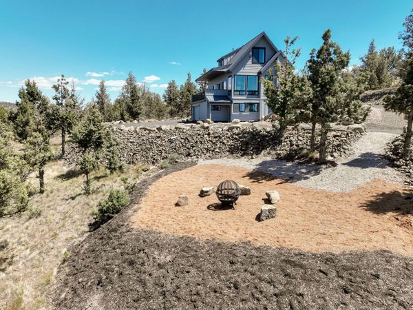 15900 SE Winchester Loop, Prineville, OR 97754