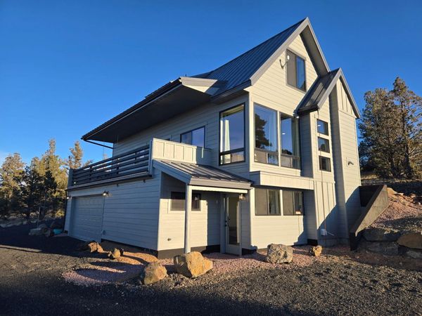 15900 SE Winchester Loop, Prineville, OR 97754