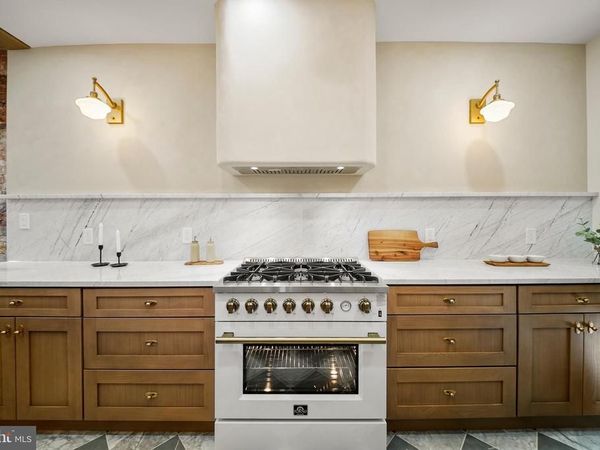 2522 W THOMPSON STREET, PHILADELPHIA, PA 19121