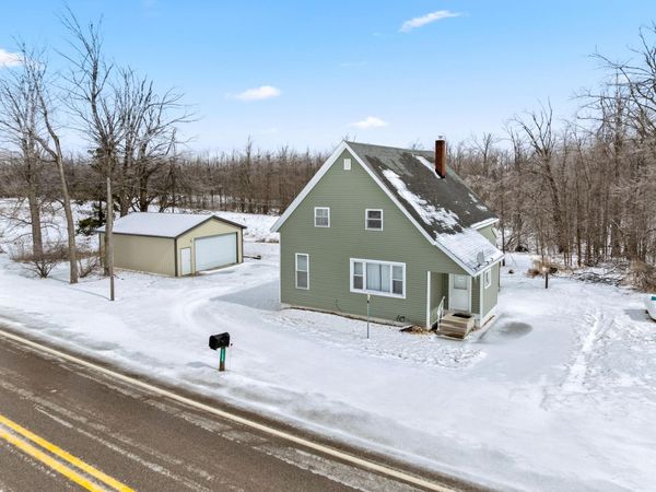 11825 Meridian Line Road, Johannesburg, MI 49751