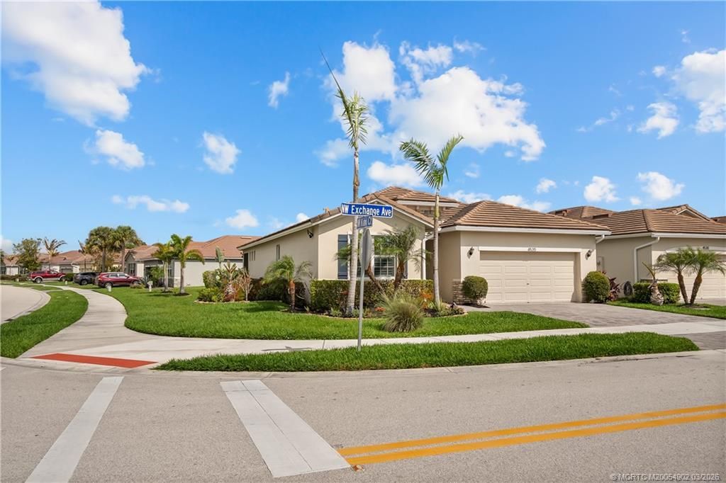 4520 NW Exchange Avenue, Jensen Beach, FL 34957 Photo