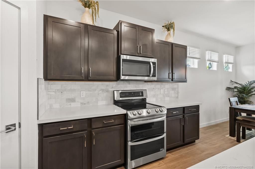 4520 NW Exchange Avenue, Jensen Beach, FL 34957 Photo