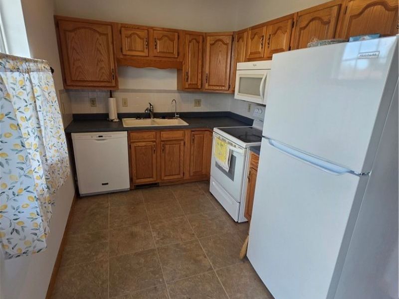 904 8th Street SW, Massillon, OH 44647 Photo 4