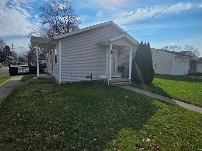 904 8th Street SW, Massillon, OH 44647 Photo 6