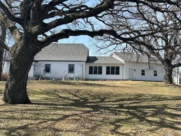 11742 Sunset Circle, Hutchinson, MN 55350