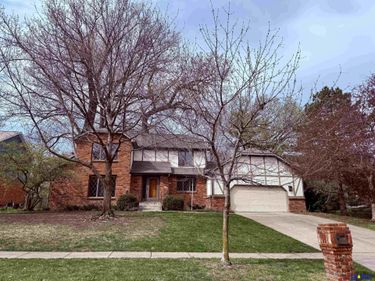 1205 Evergreen Drive, Lincoln, NE 68510