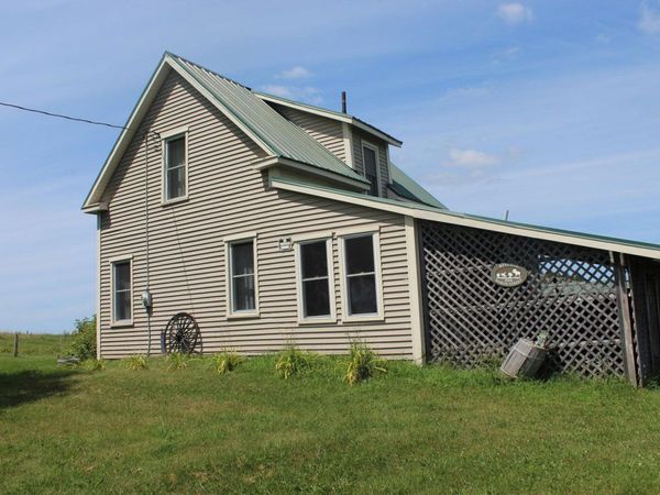 486 North Street, Sherman, ME 04776