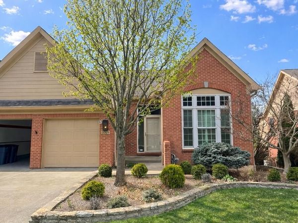 1009 Appleblossom Drive, Villa Hills, KY 41017