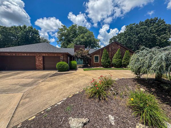8420 Interlochen Drive, Nixa, MO 65714