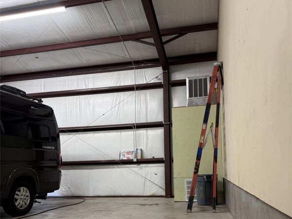 2414 Commerce DR, Marble Falls, TX 78654