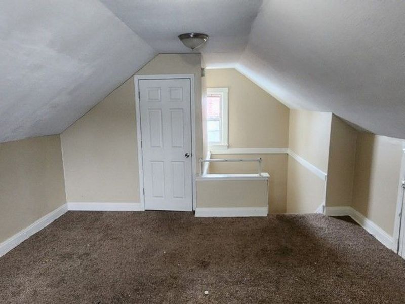 3599 Grosvenor Road, Cleveland Heights, OH 44118 Photo 21