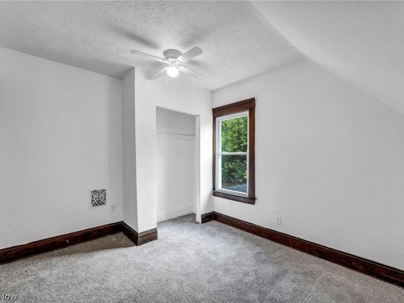 3831 E 50th Street, Cleveland, OH 44105 Photo 27