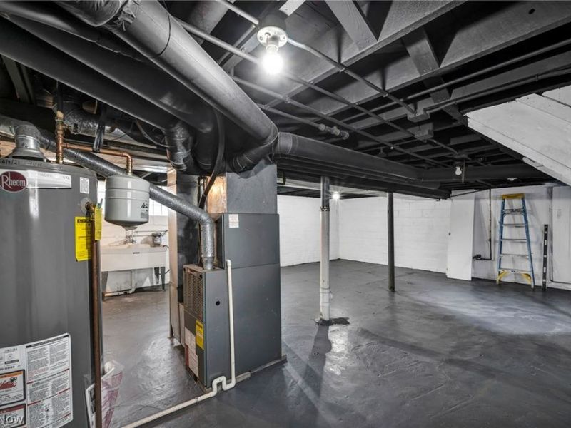 3831 E 50th Street, Cleveland, OH 44105 Photo 45