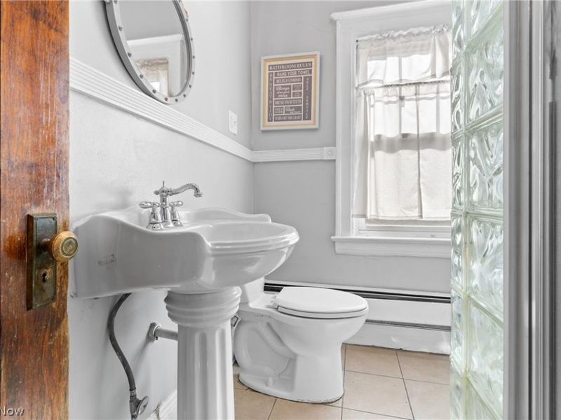 12404 Larchmere Boulevard, Cleveland, OH 44120 Photo 22