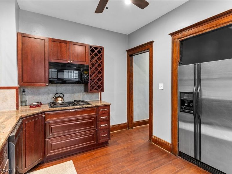 12404 Larchmere Boulevard, Cleveland, OH 44120 Photo 26