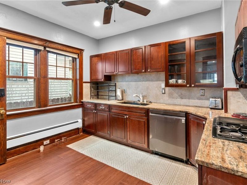12404 Larchmere Boulevard, Cleveland, OH 44120 Photo 28