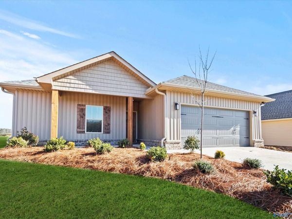 201 Deer Trail, Union Grove, AL 35175