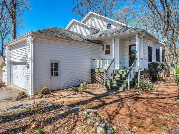 503 Carrsbrook Road, Huntsville, AL 35803