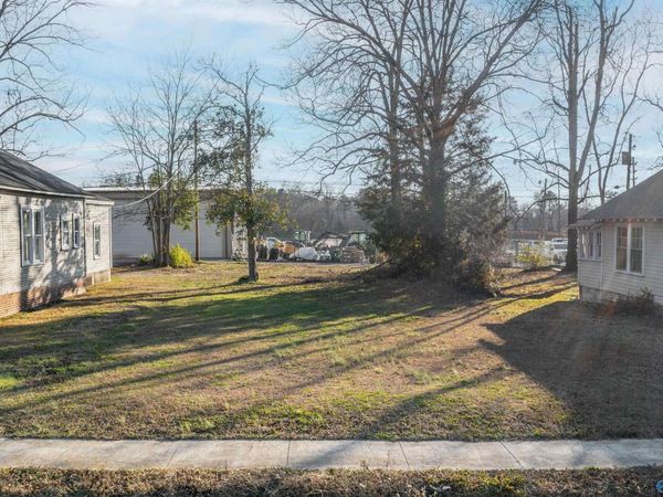 1320 Alabama Avenue, Gadsden, AL 35901