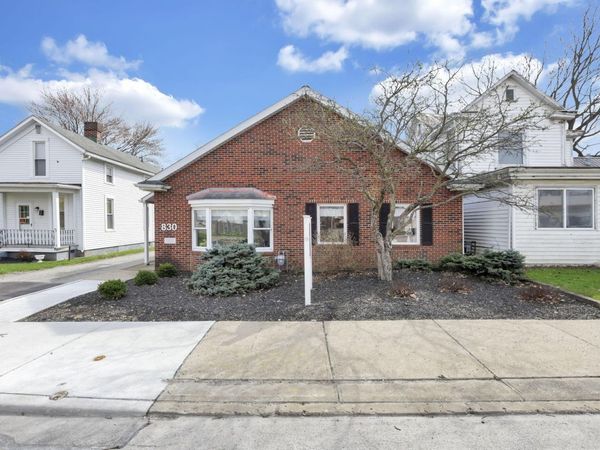 830 E Main Street , Lancaster, OH 43130