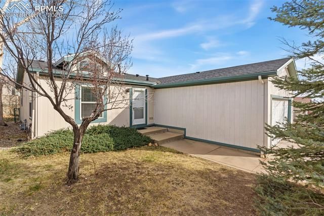 2510 Wheaton Drive, Colorado Springs, CO 80904 Main Photo