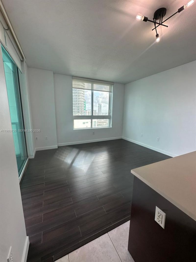 1900 N Bayshore Dr, Unit 3803, Miami, FL 33132 Photo