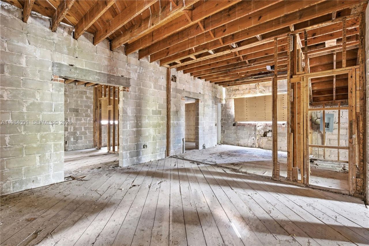 4400 NE 1st Ave , Miami, FL 33137 Photo