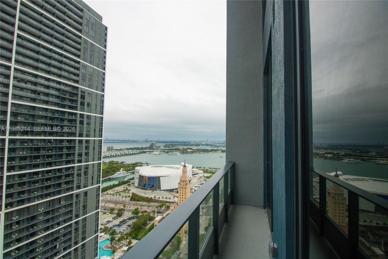 121 NE 5th St , Unit 3711, Miami, FL 33132 Photo