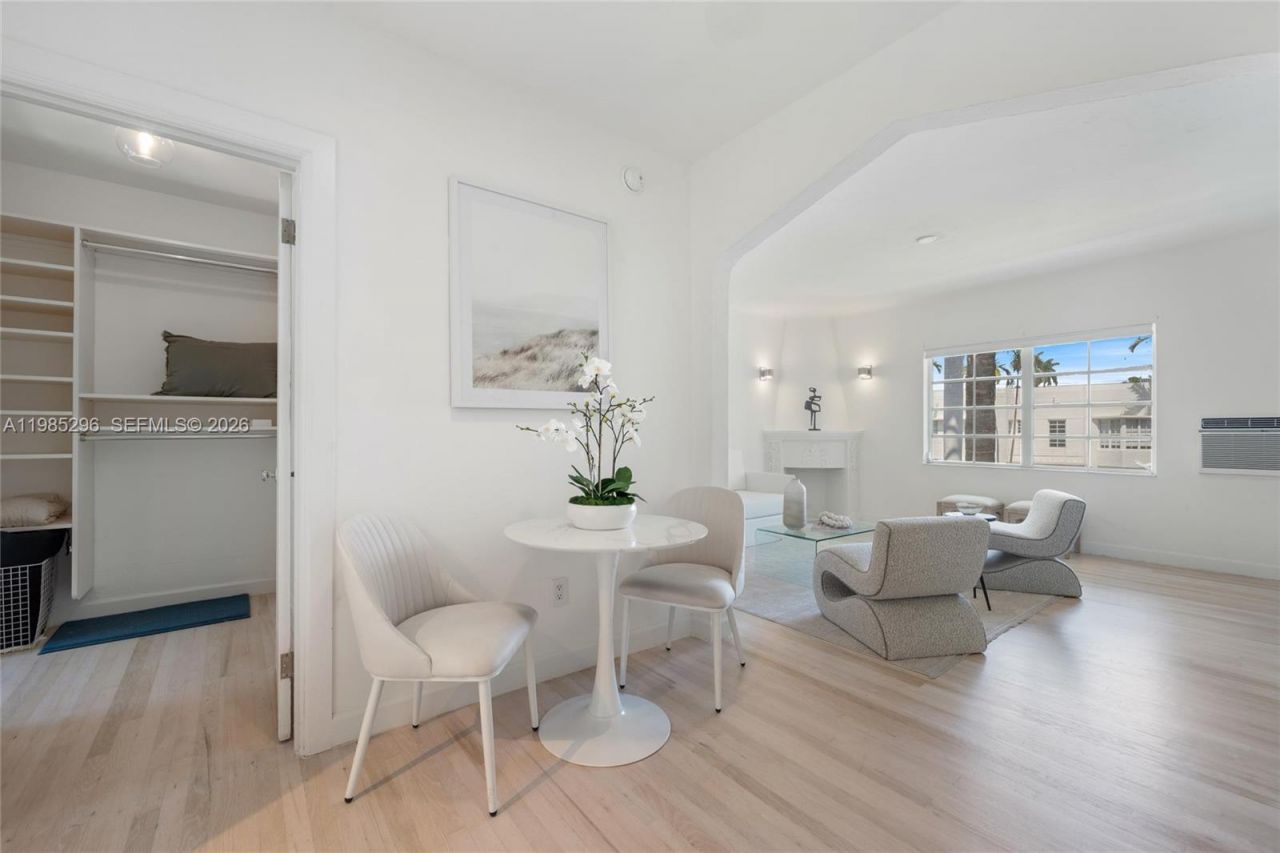 750 Espanola Way , Unit 8, Miami Beach, FL 33139 Photo