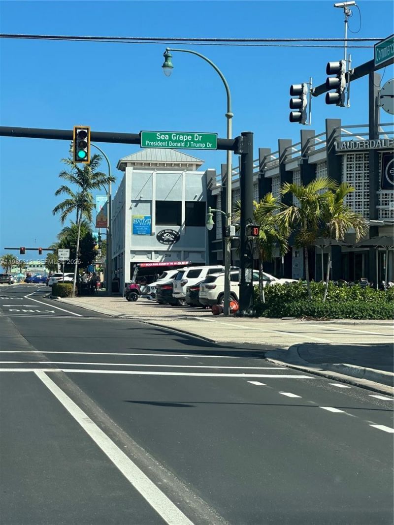 4512 Seagrape Dr, Unit E2, Lauderdale by the Sea, FL 33308 Photo
