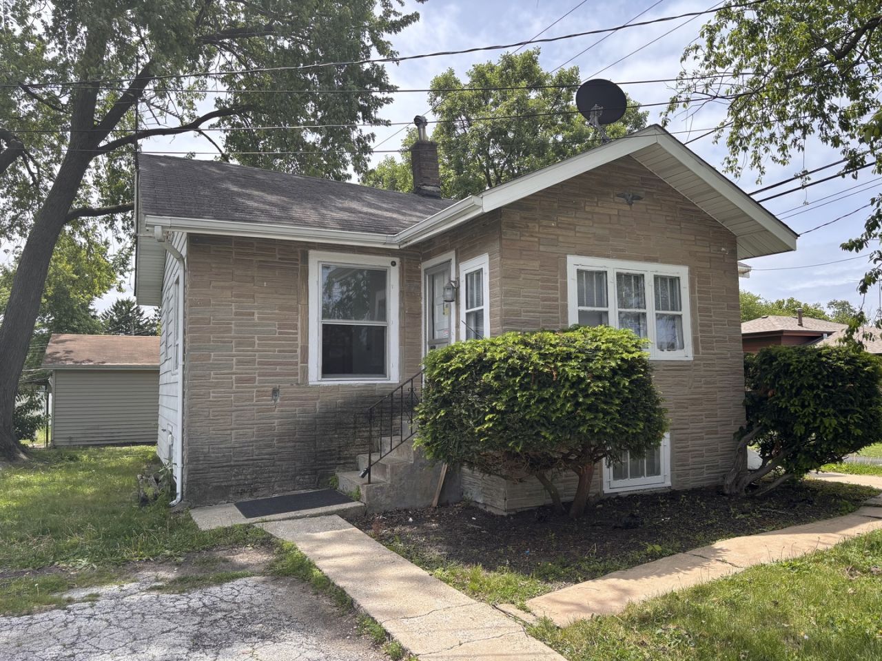 14 W 31st Street, Steger, IL 60475 Main Photo