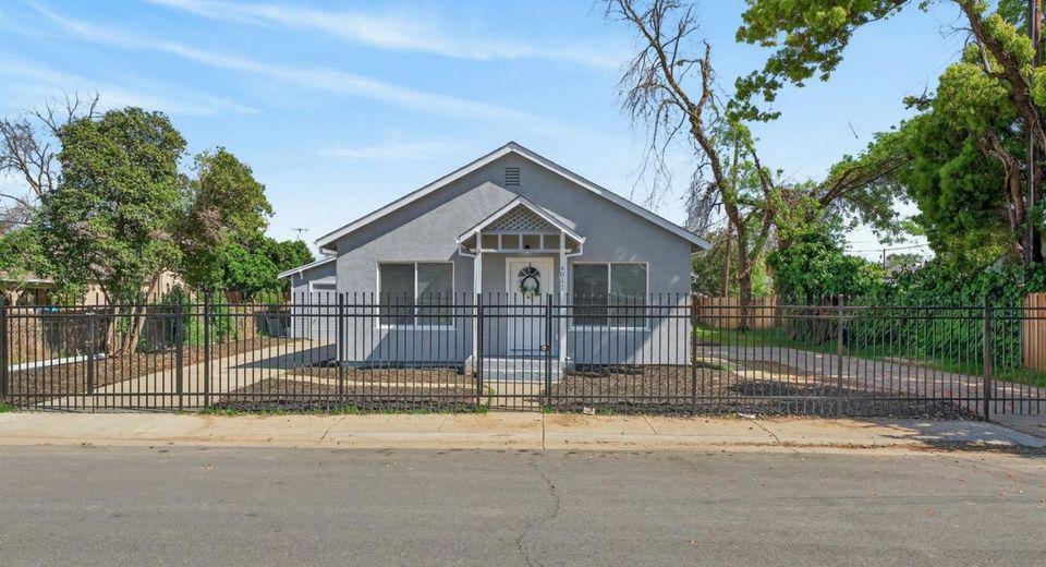4021 46th St, Sacramento, CA 95820 Photo