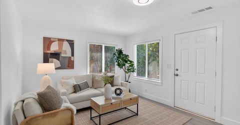 4021 46th St, Sacramento, CA 95820 Photo