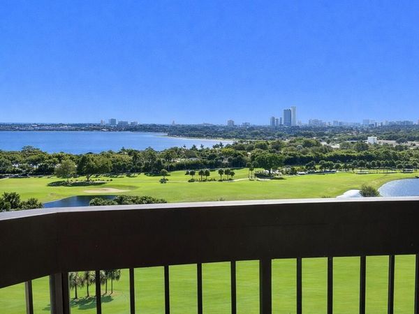 2000 Presidential Way, Unit 1403, West Palm Beach, FL 33401